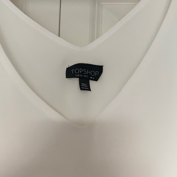 Topshop V-neck Satin Camisole - Picture 2 of 3
